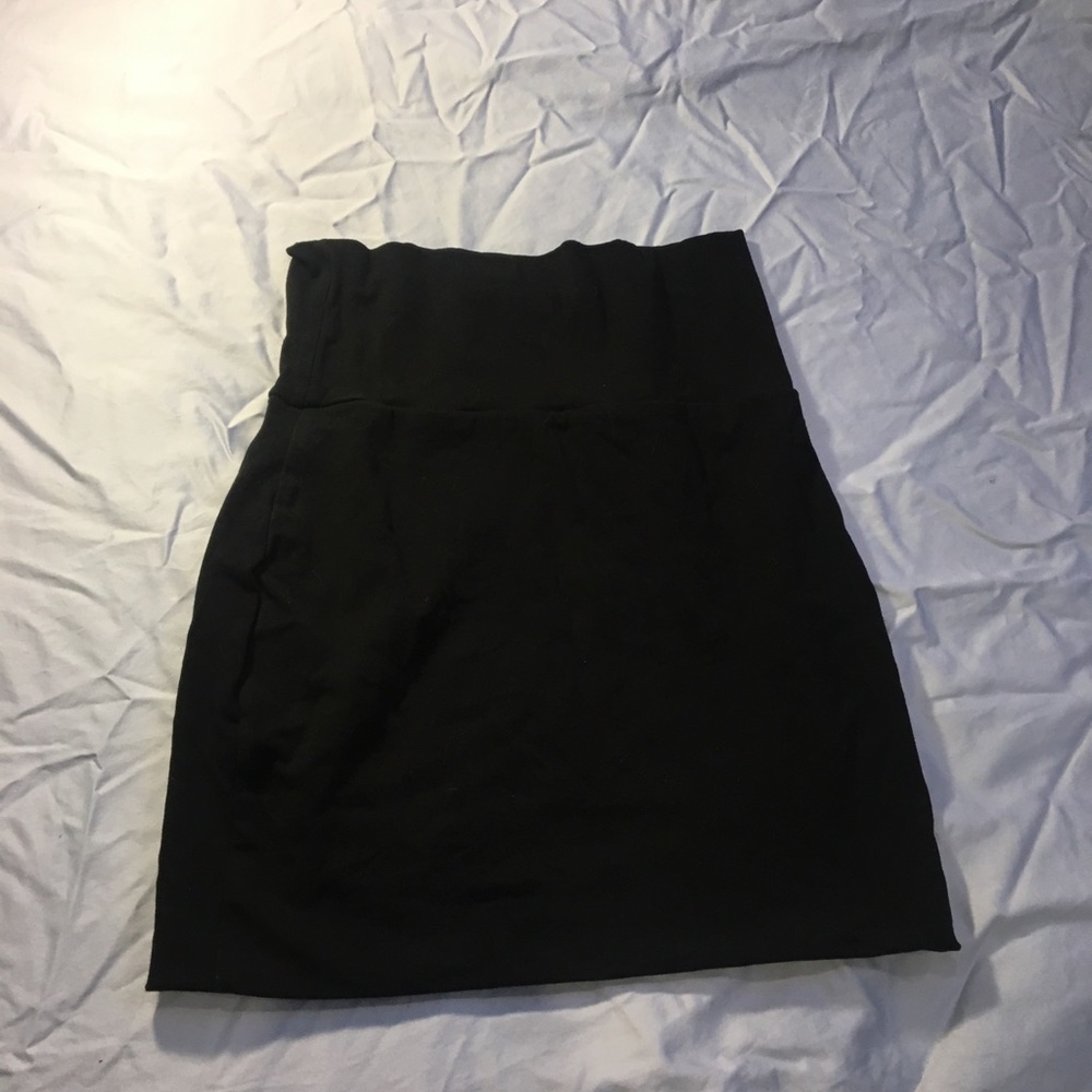 A black skirt
